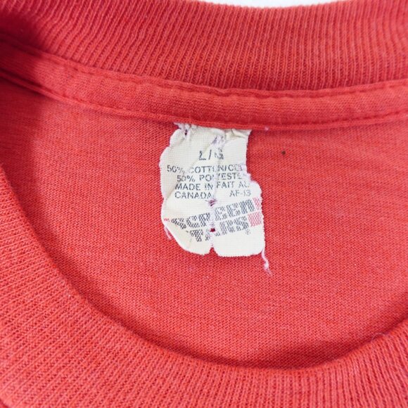 Vintage 80s Ennismore Ontario Sullivan's General Store Tee Shirt Adult S - M - Picture 4 of 9